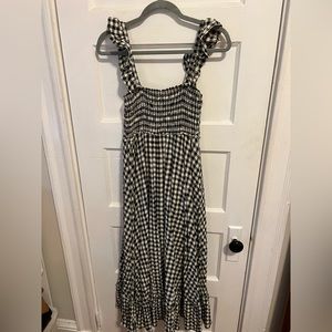 Max studio. Smocked maxi dress. Size US M.